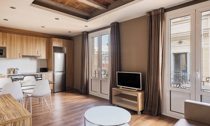 la Vila de Gracia Apartment | Milà Apartamentos Barcelona