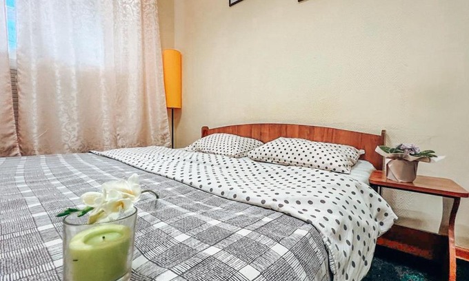 Lypky House | Mini Hotel near Arena City