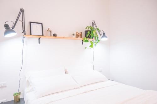 Province of Cagliari Apartment | Minimalist Chic a Villanova 3Bdr - 2Bth - WiFi