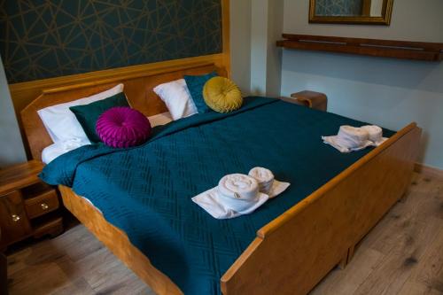 Stare Miasto Apartment | Miodowa Faktoria 2 by Rentoom