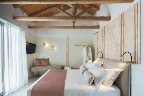 Old Town Hotel | Mirabile Luxury Suites