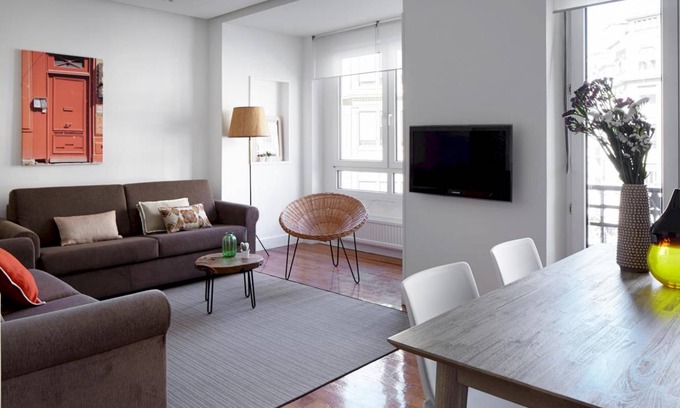 Gros Apartment | Mirakruz H by FeelFree Rentals