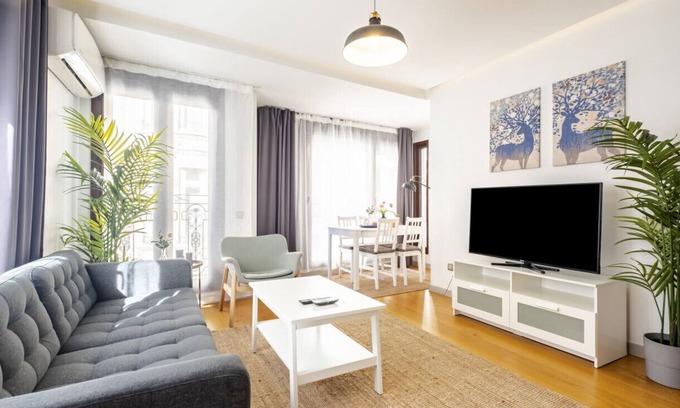 Osmanbey Apartment | Missafir Exquisite and Central Flat in Nisantasi