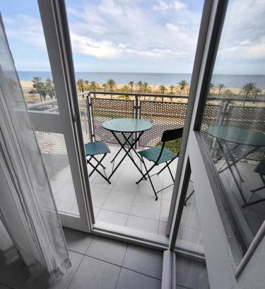 Mataro Apartment | MM4-Apto en 1ª linea de playa
