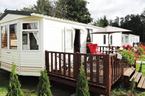 Kolczewo House | Mobile home in Kolczewo with a terrace