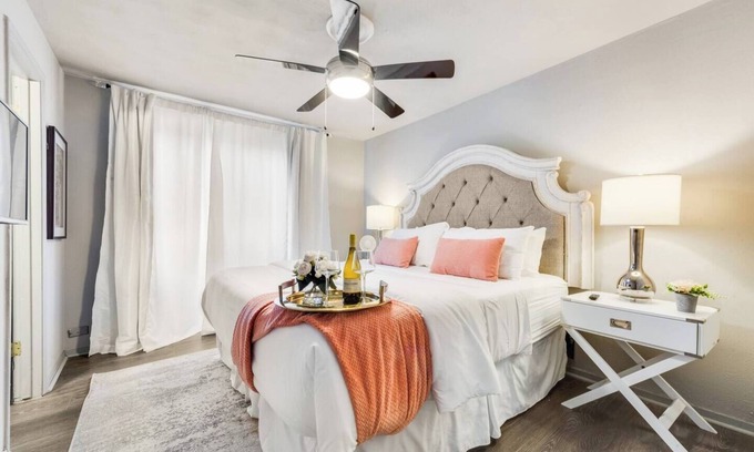 Old East Dallas Condo | Modern 2 BR 2 bath poolside condo with spacious patio, smart TV, full kitchen, and access to award-winning courtyard. Perfect for working professionals in central Dallas.