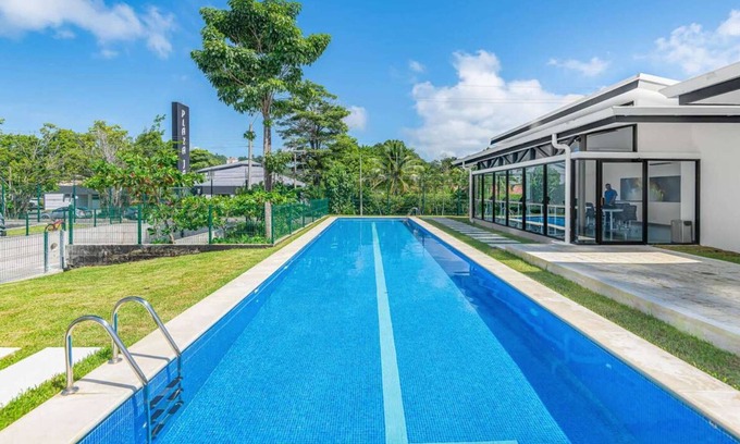 Barrio Santa Lucia Apartment | Modern 3BR Condo at Viva Jaco w Pool Gym