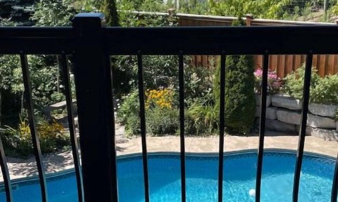 Township of Woolwich House | Modern 4 bedroom house with views to a farm.