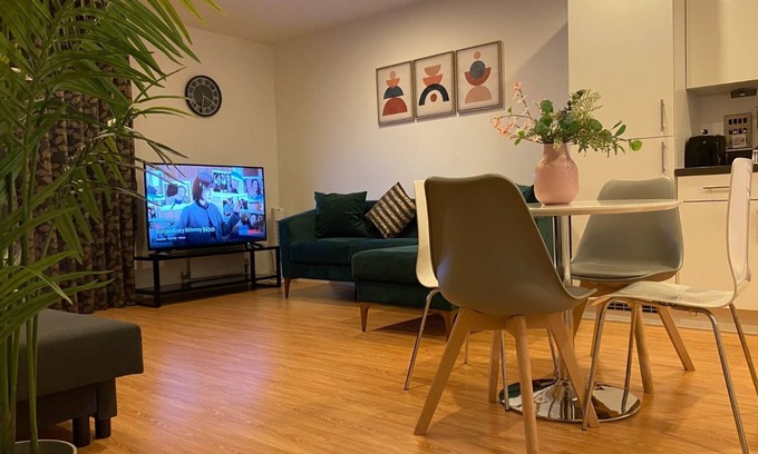 Somers Town Apartment | Modern Apartment Euston-camden
