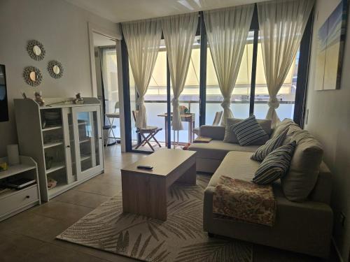 Segur de Calafell Apartment | Modern beach apartment