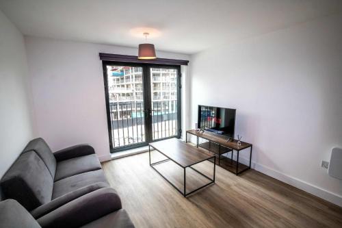 Vauxhall Apartment | Modern & Bright 1 Bed Apartment in Liverpool