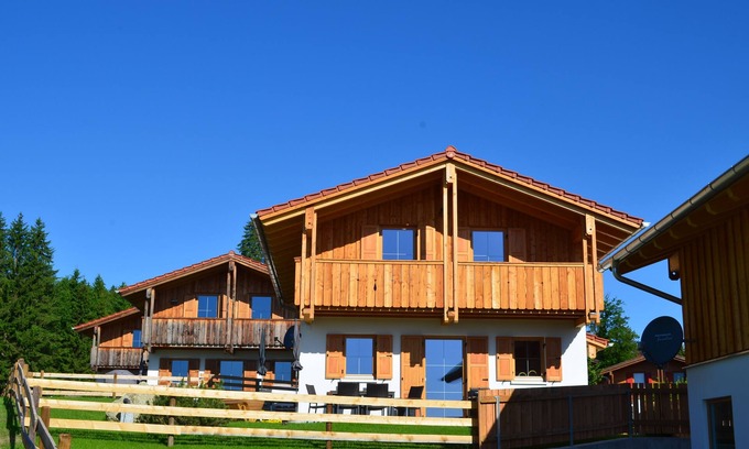 Lechbruck House | Modern chalet with sauna, lake view and large garden in Lechbruck am See