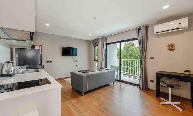 Rawai Apartment | Modern Condo Walk to Rawai Beach C188