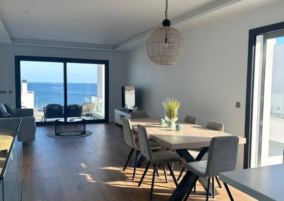 San Roque Apartment | Modern duplex in Alcaidesa Links II