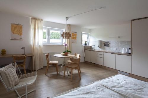 Menden-Holthausen Apartment | Modern Living in Mülheim Your Perfect Stay