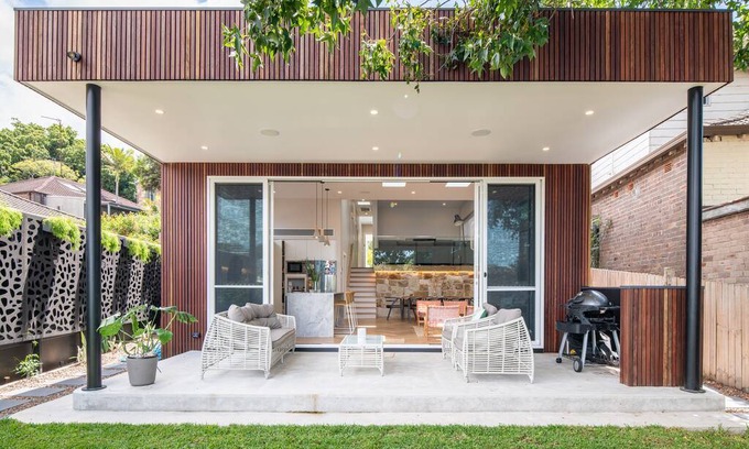 Randwick House | Modern Luxury Minutes From Coogee Beach