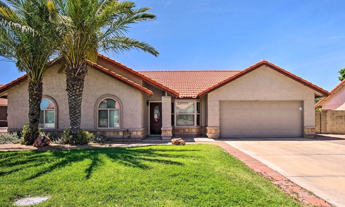 Alta Mesa Community Association House | Modern Oasis w/ Heated Pool, Grill, & Fire Pit!