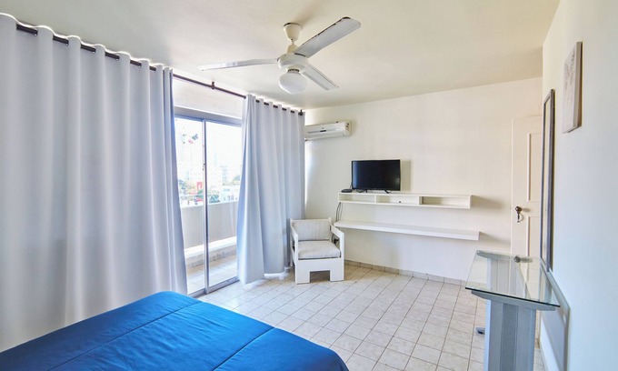 Ensanche Independencia Condo | Modern Santo Domingo Condo in Heart of Gazcue