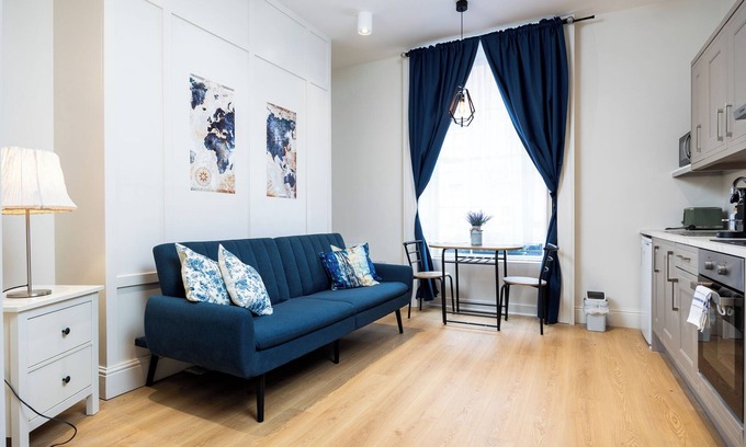 Broadstone Apartment | Modern Studio APT-23Min Walk To Dublin Castle