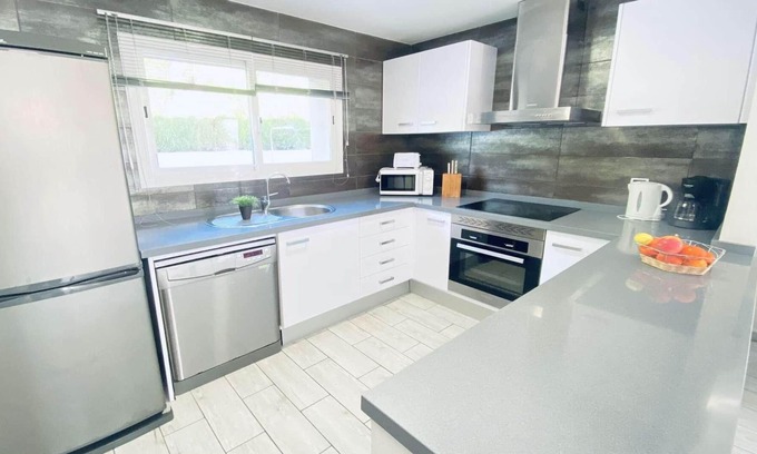 Beniarbeig Villa | Modern style, walk into town, A/C