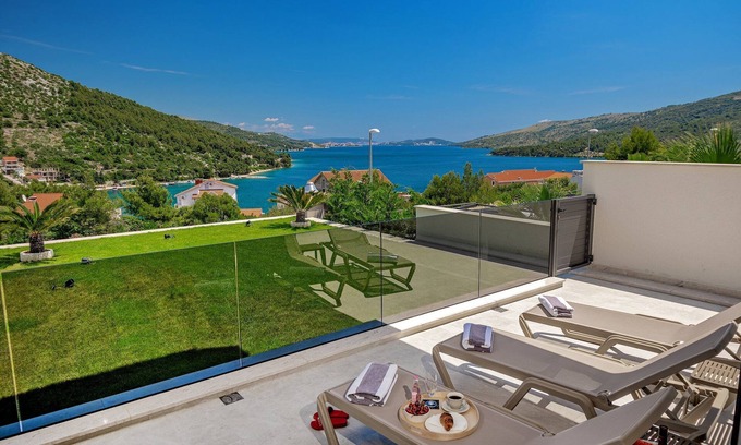 Marina Villa | Modern Trogir Villa | Villa Preko Platinum | 4 Bedrooms | Sauna | Gym | Indoor.