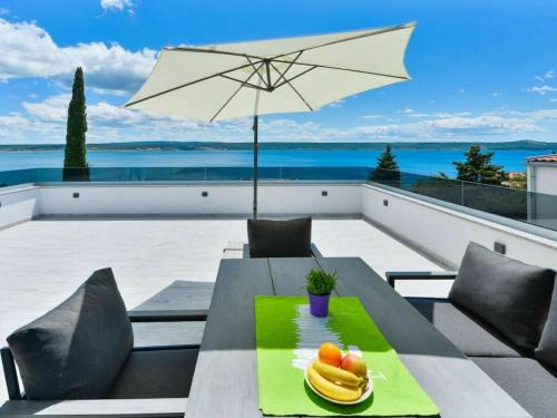 Maslenica Villa | Modern Villa Futura with pool