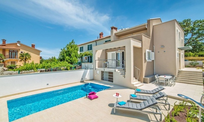Salakovci Villa | Modern Villa, Private Pool just 20 minutes drive to one of the most Beautiful Beaches in Istria !