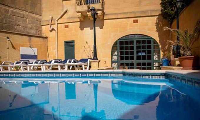 Ta' Għammar Other | Modern villa with country side views