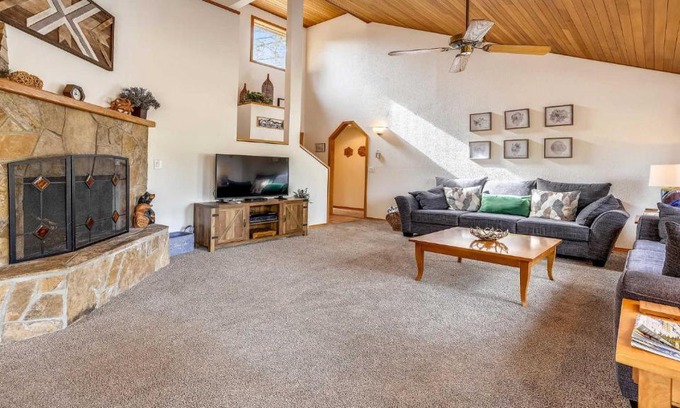 Deer Park House | Modoc 13