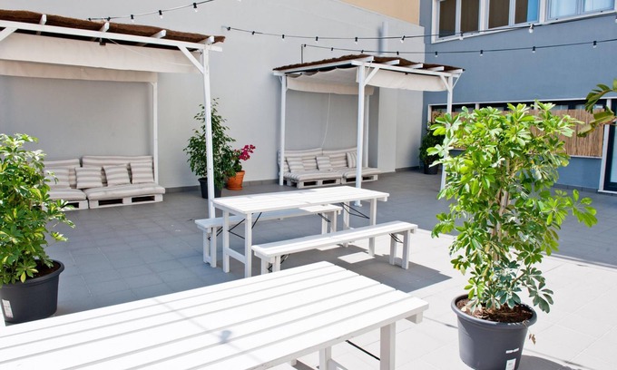 Santo Antonio Apartment | Mojito Breeze in Lisbon by Misha s Place 3C