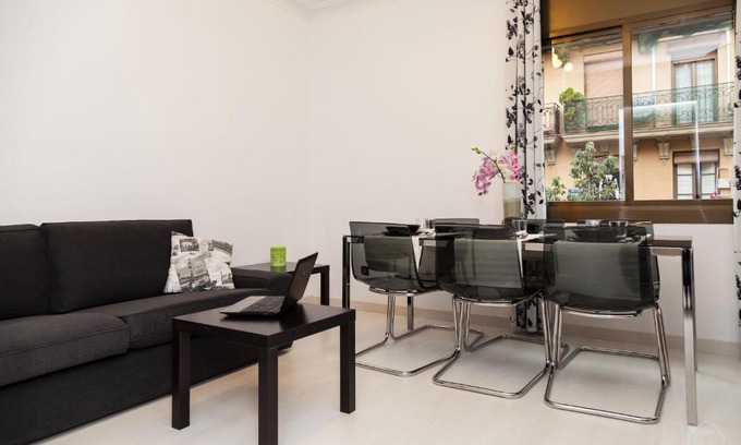El Poble-sec Apartment | Molino Fresh