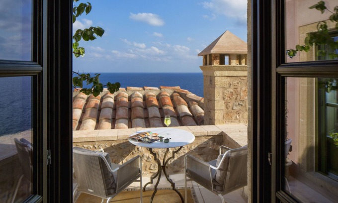 Monemvasia Hotel | Moni Emvasis Luxury Suites