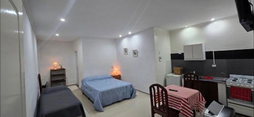 Yerba Buena Apartment | Mono Pringles YB Planta Baja Parking