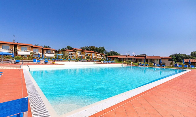 Manerba del Garda Apartment | Montecolo Resort F2 by Wonderful Italy