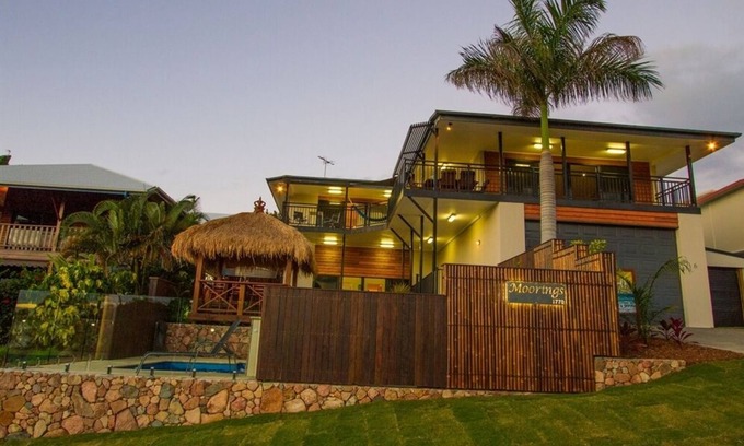 Seventeen Seventy House | Moorings - Beach house with pool in beautiful 1770