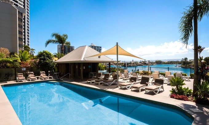 Surfers Paradise Apartment | Moorings On Cavill Surfers Paradise