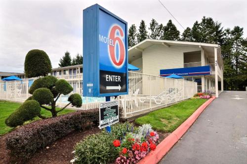 Tumwater Hotel | Motel 6-Tumwater, WA - Olympia
