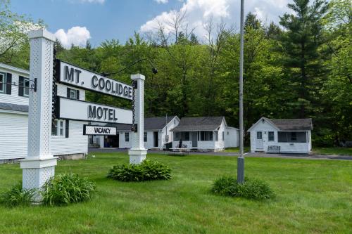 Lincoln Hotel | Mount Coolidge Motel