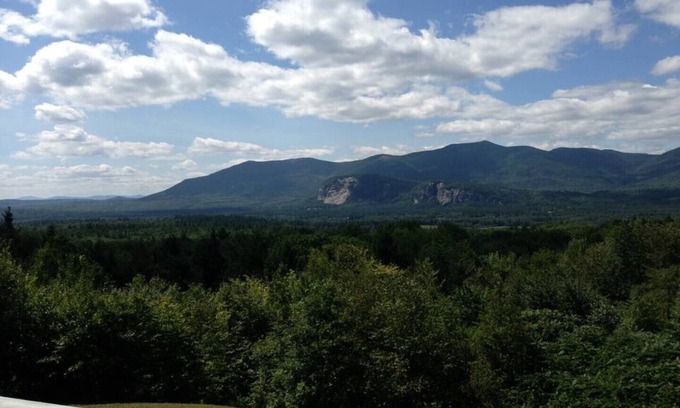 Intervale Condo | Mountain Condo minutes from North Conway