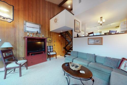 Ketchum Apartment | Mountain Magic