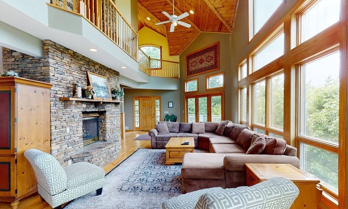 Mountainside House | Mountain view retreat with a hot tub, grill, & firepit - shared athletic courts