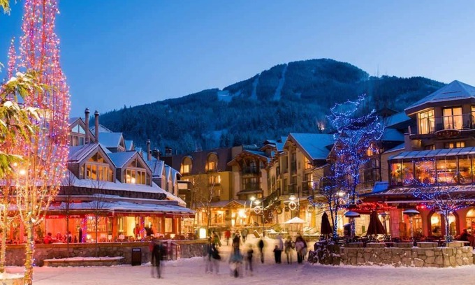 Whistler Cay Heights Apartment | Mountain View Studio in Whistler Village