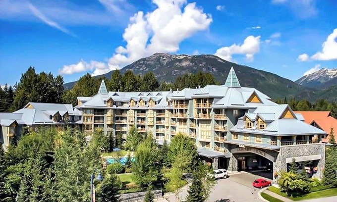 Village North Apartment | Mountain View Studio in Whistler Village - Unit 430