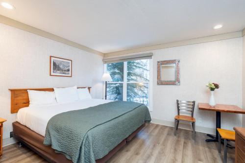 Telluride Hotel | Mountainside Inn 201 by Alpine Lodging Telluride