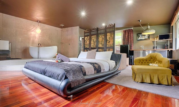 Yeagarup House | Mudstone Suites