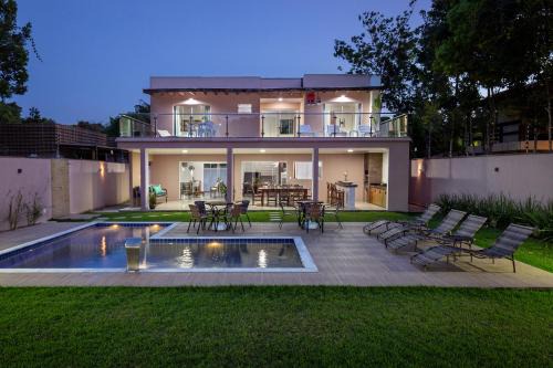 Arraial d'Ajuda House | Muito espaço para criançada brincar! Casa com Piscina e Churrasqueira Privativa! Até 14Pax