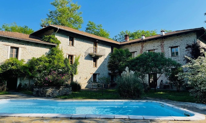 Torre Bormida House | Mulino Gorretta, en Historisk Mølle med Privat Swimmingpool