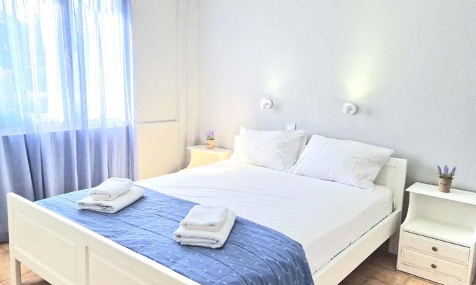 Akrotiri Apartment | My Cretan Village by Go4sea