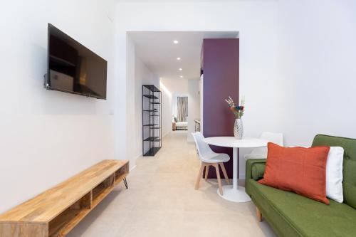Nou Moles Apartment | My Loft 4 You Democracia II