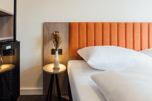 Pinneberg Hotel | MYKY Hotel Pinneberg - Free Parking